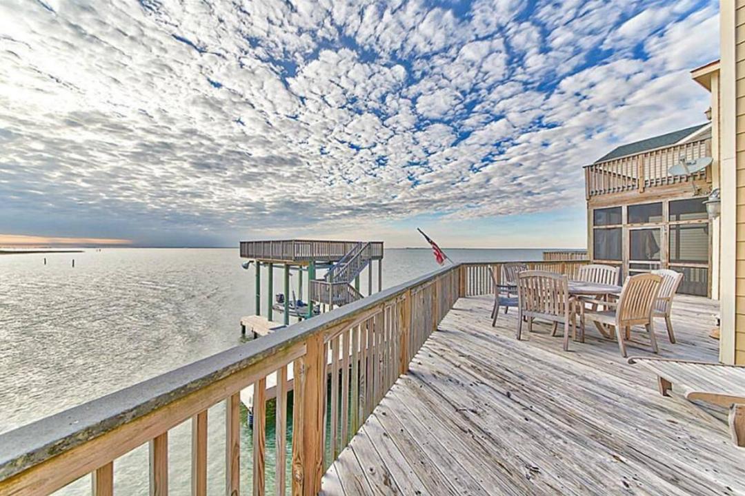 Photo of Patio Balcony in Terramar Beach