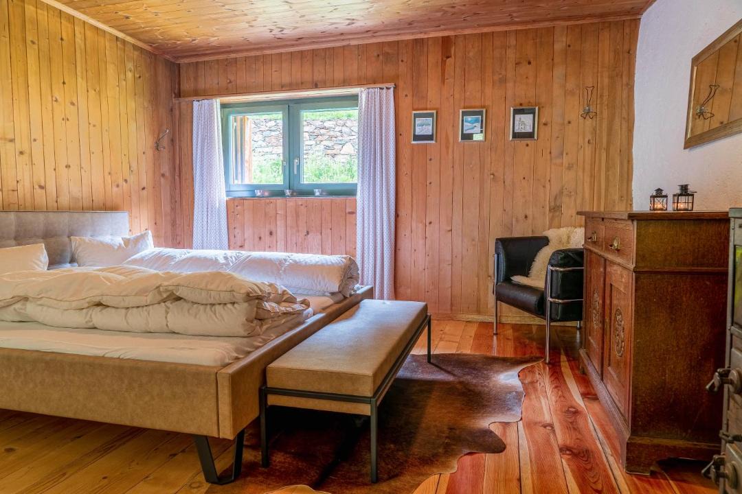 Photo of Bedroom in Poschiavo