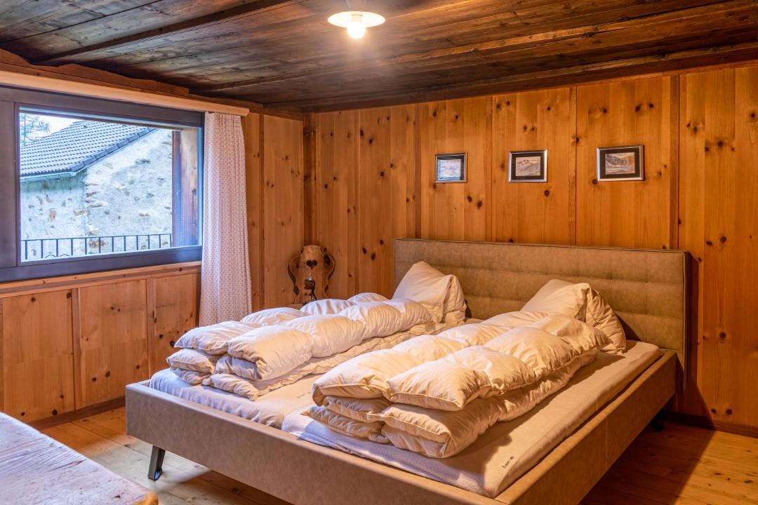 Photo of Bedroom in Poschiavo