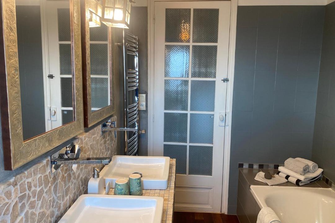 Photo of Others in Saint-Sebastien-sur-Loire