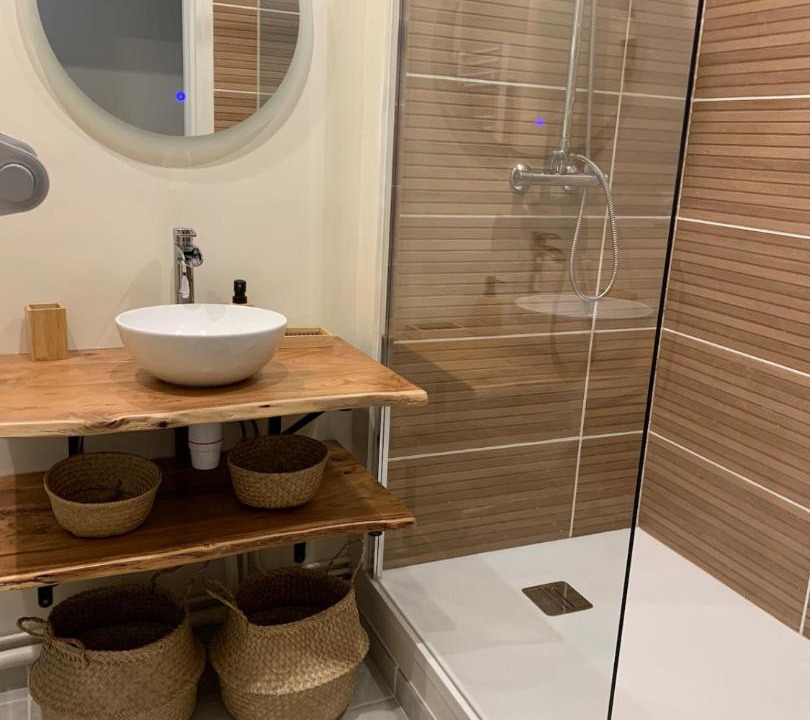 Photo of Bathroom in Cambrai