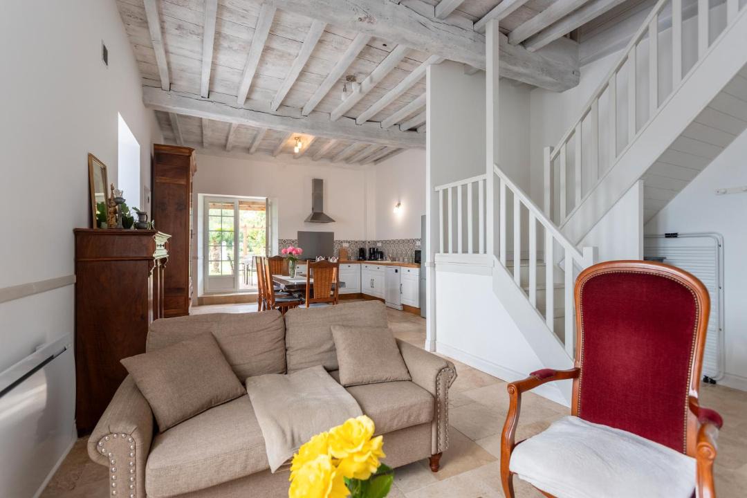 Photo of Others in Dognen