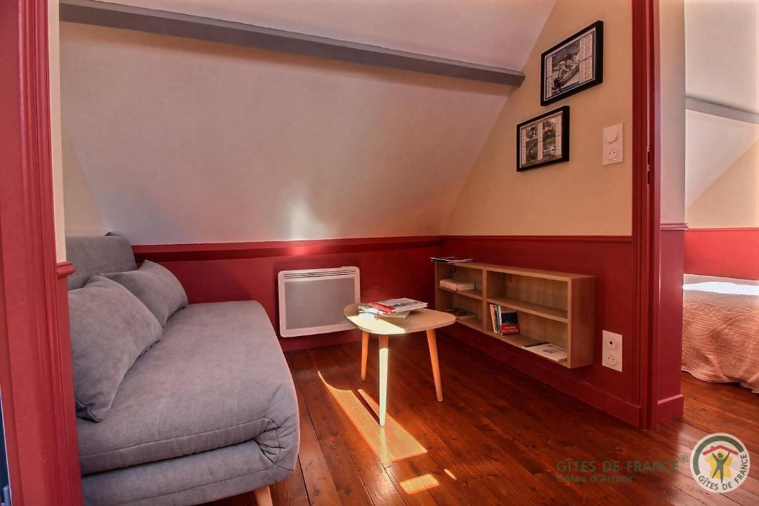 Photo of Others in Plelo