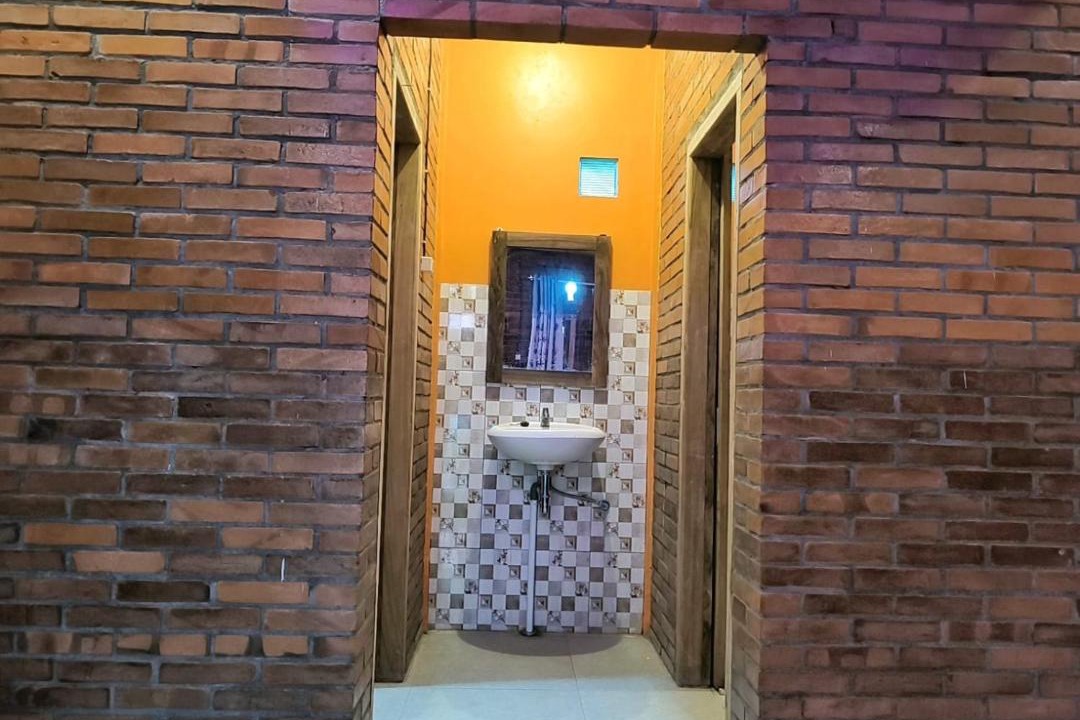 Photo of Bathroom in Muntuk