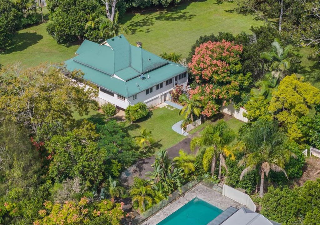 Photo of Others in Teven