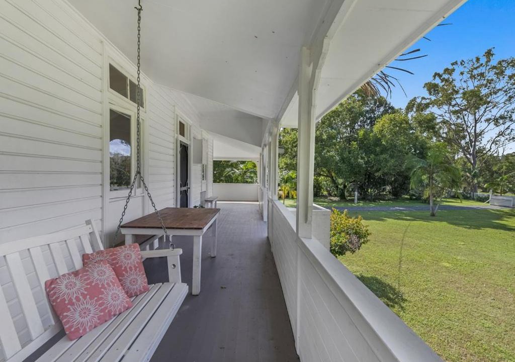 Photo of Others in Teven