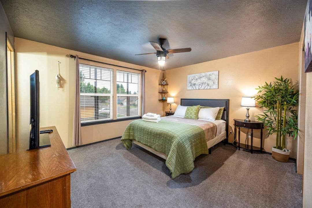 Photo of Bedroom in Albany