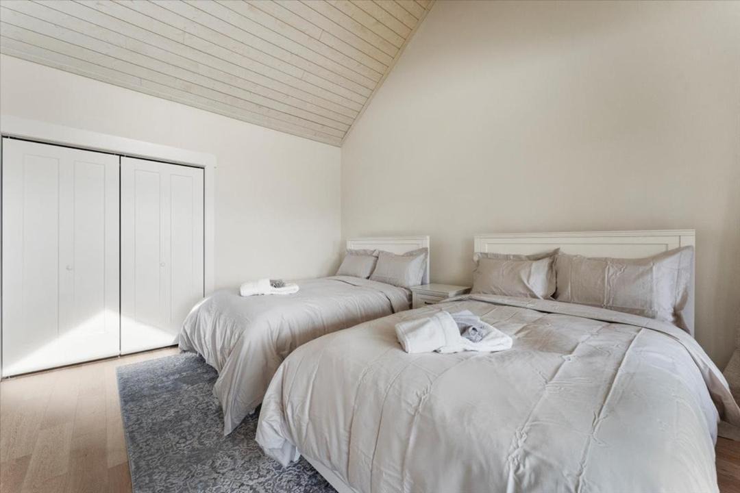 Photo of Bedroom in Bolton Landing