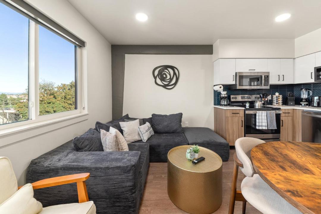 Photo of Others in Cliff - Cannon