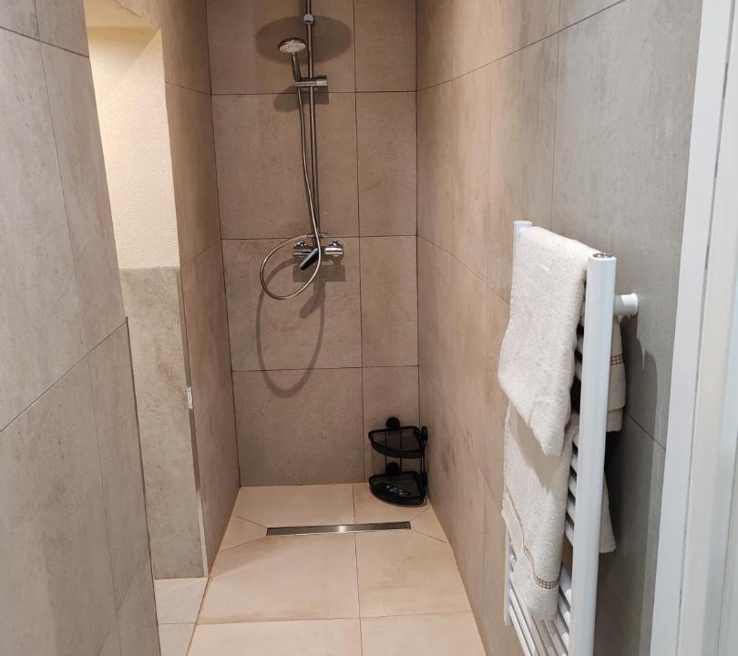 Photo of Bathroom in Hayange