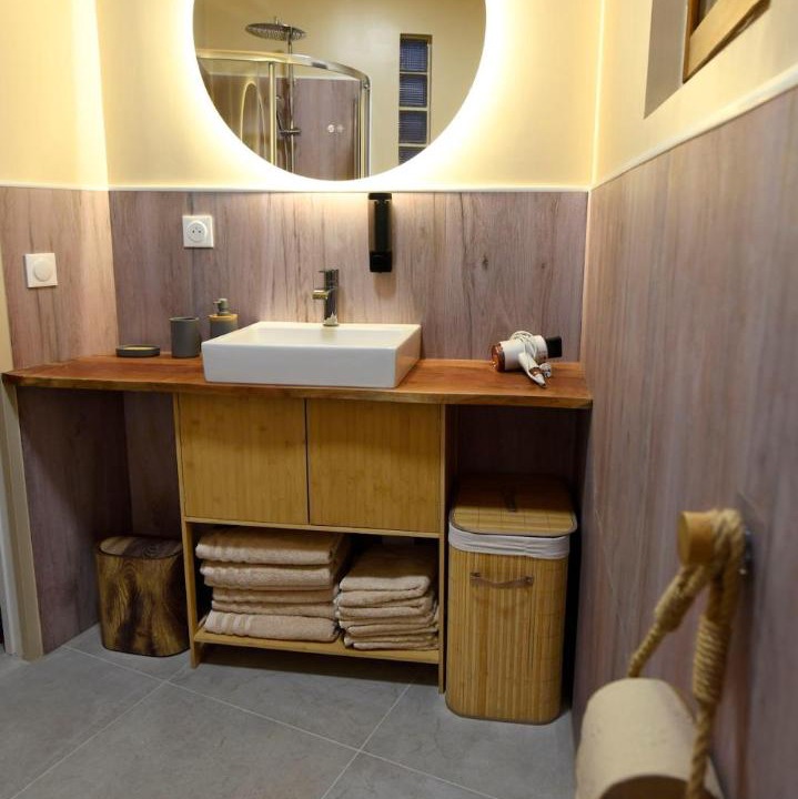 Photo of Bathroom in Conflans-Sainte-Honorine