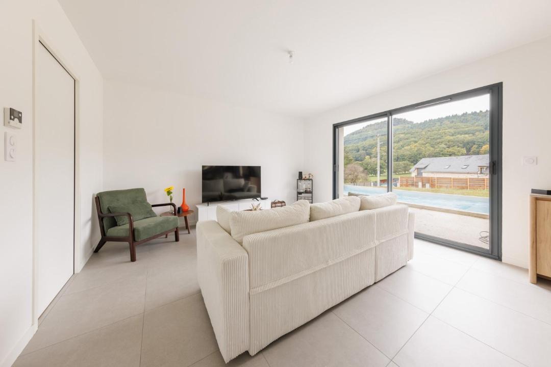 Photo of Others in Ydes