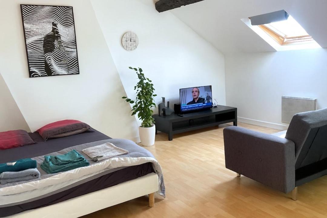 Photo of Bedroom in Meaux