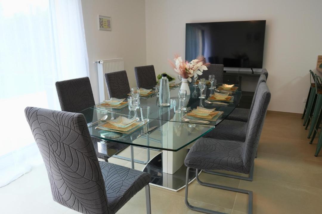 Photo of Others in La Haute-Maison