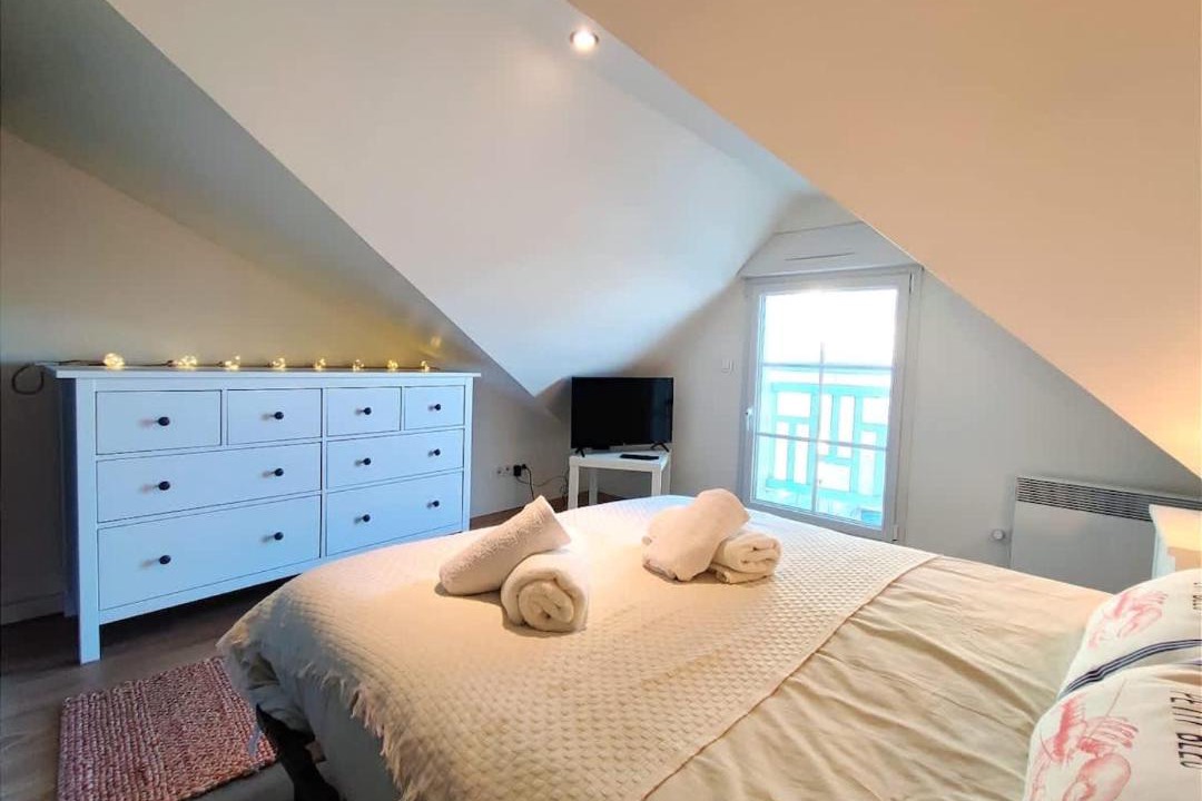 Photo of Bedroom in Ouistreham