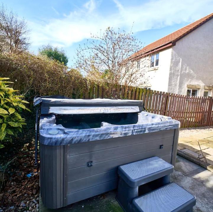 Photo of Others in MacMerry