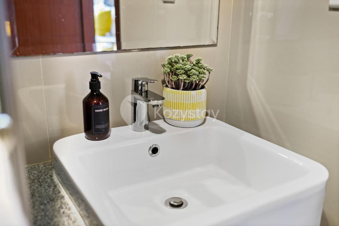 Photo of Bathroom in Chinatown
