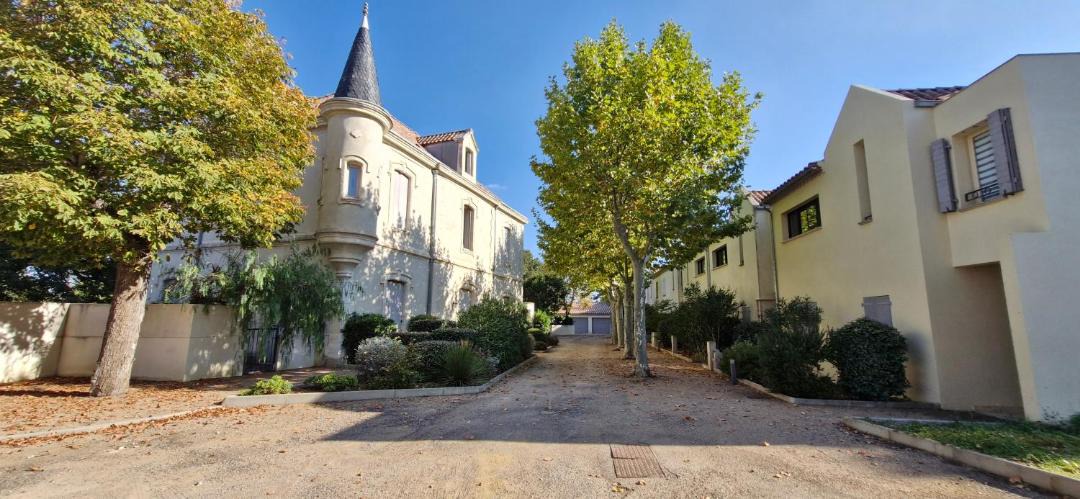 Photo of Buildings in Lezignan-la-Cebe