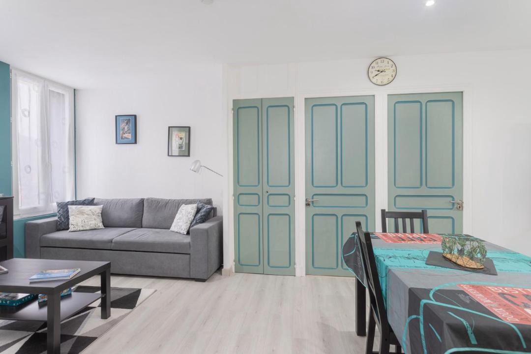 Photo of Others in Ria-Sirach