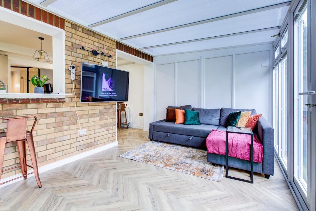 Photo of Others in Iver