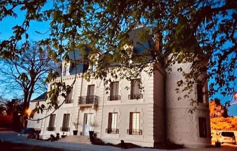Photo of Buildings in Varennes-Vauzelles