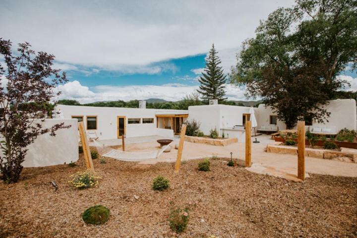 Photo of Others in Taos