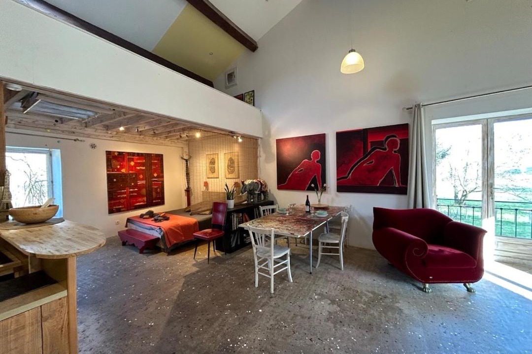 Photo of Others in Larajasse