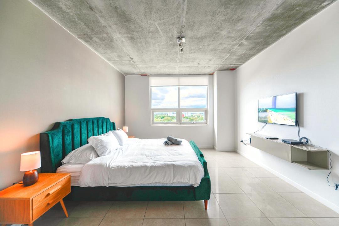 Photo of Bedroom in Midtown