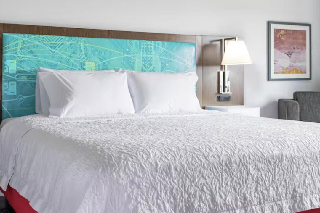 Photo of Bedroom in Manitowoc