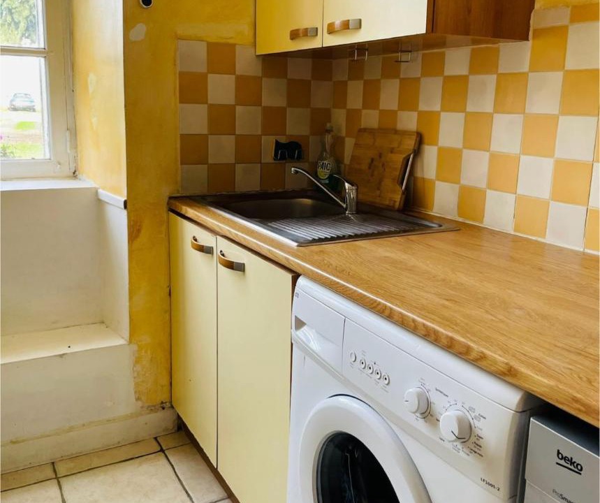 Photo of Kitchen in Brains-sur-Gee