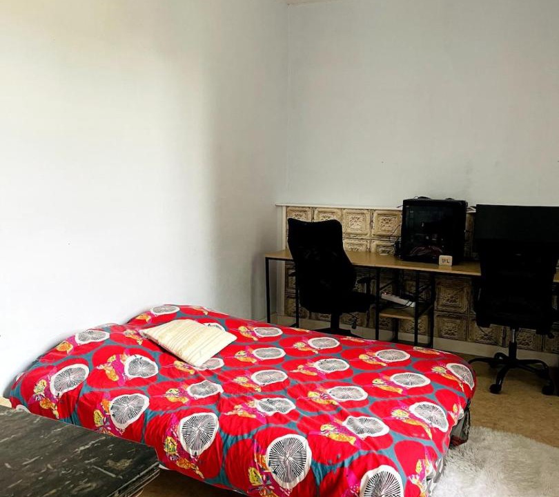 Photo of Others in Brains-sur-Gee