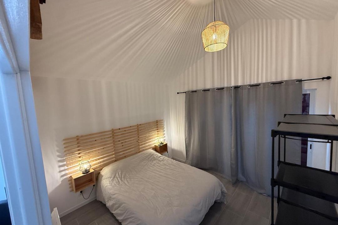 Photo of Bedroom in Saint-Amans-du-Pech