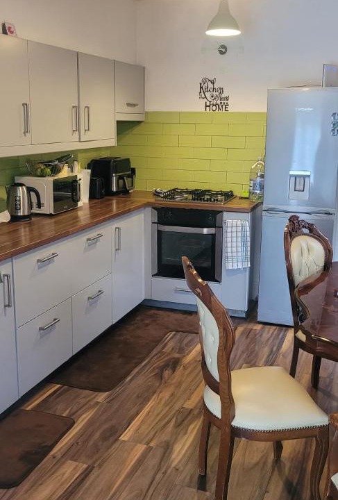 Photo of Kitchen in Broad Green