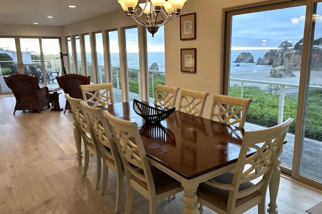 Photo of Others in Fort Bragg