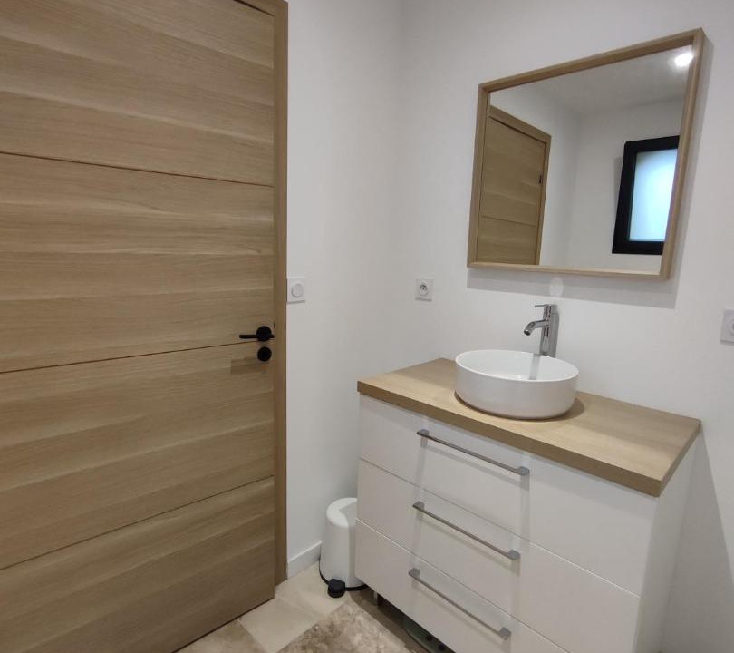 Photo of Others in Mezeray