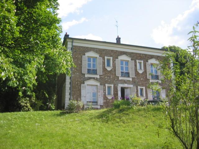 Photo of Others in Orsay