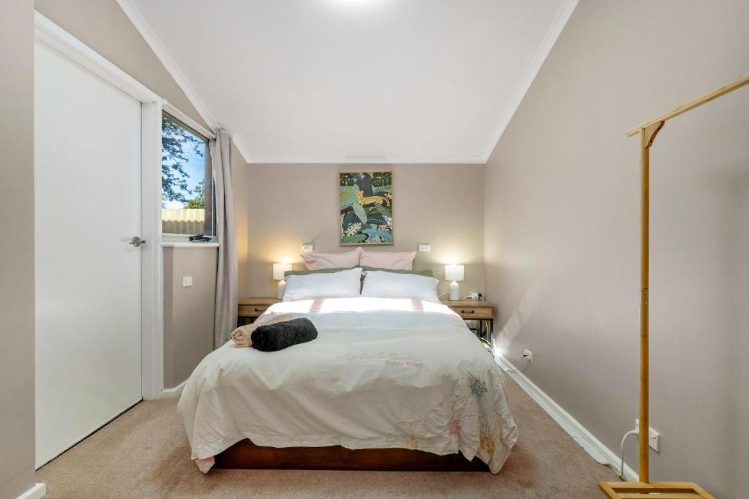 Photo of Others in Fullarton