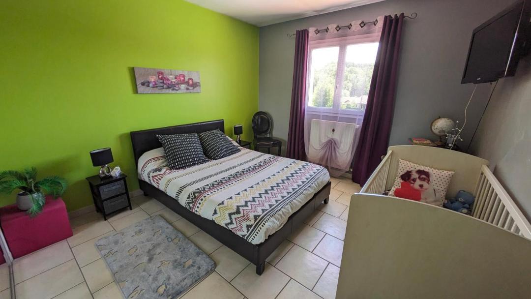 Photo of Others in Gap