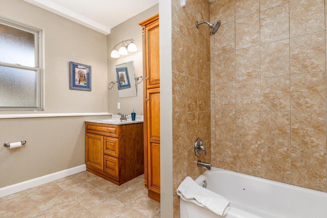 Photo of Bathroom in The Galena Territory