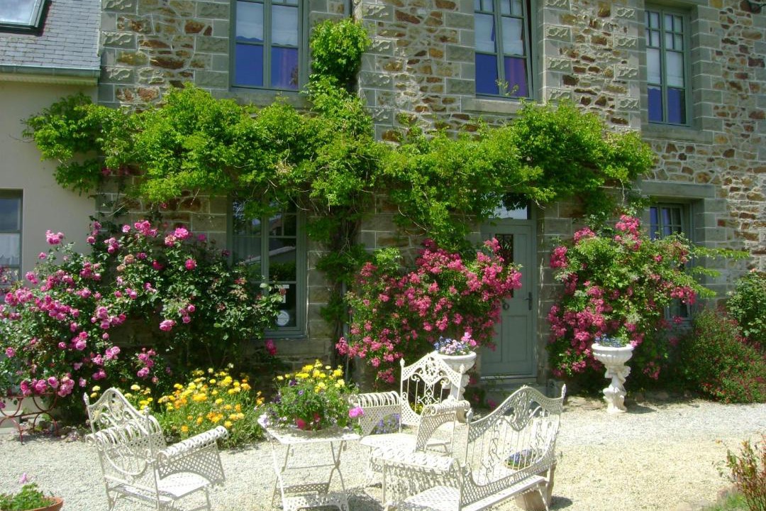 Photo of Others in Saint-Denoual