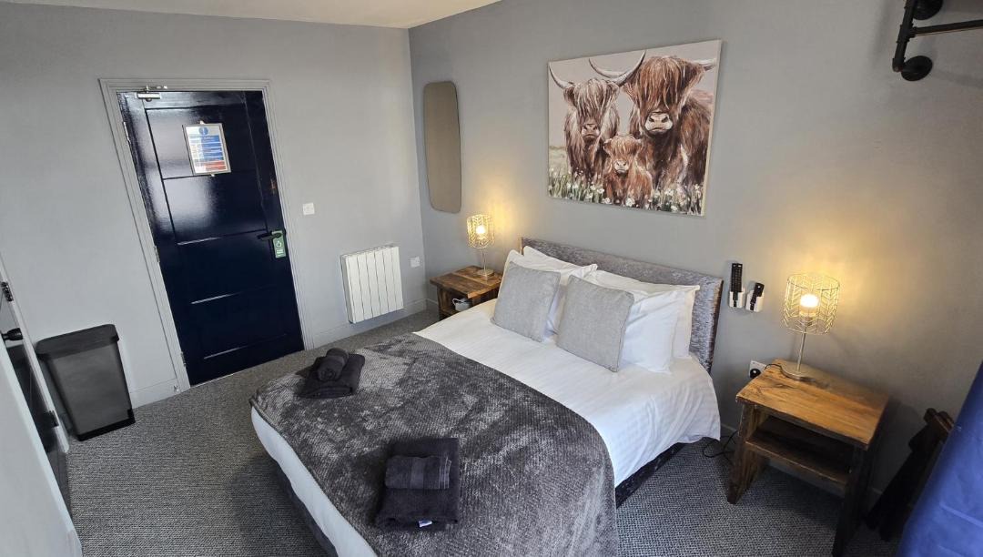 Photo of Others in Neyland