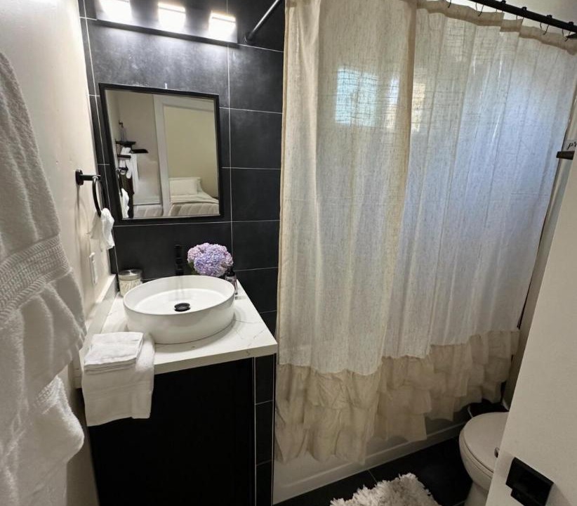 Photo of Bathroom in Woodlake