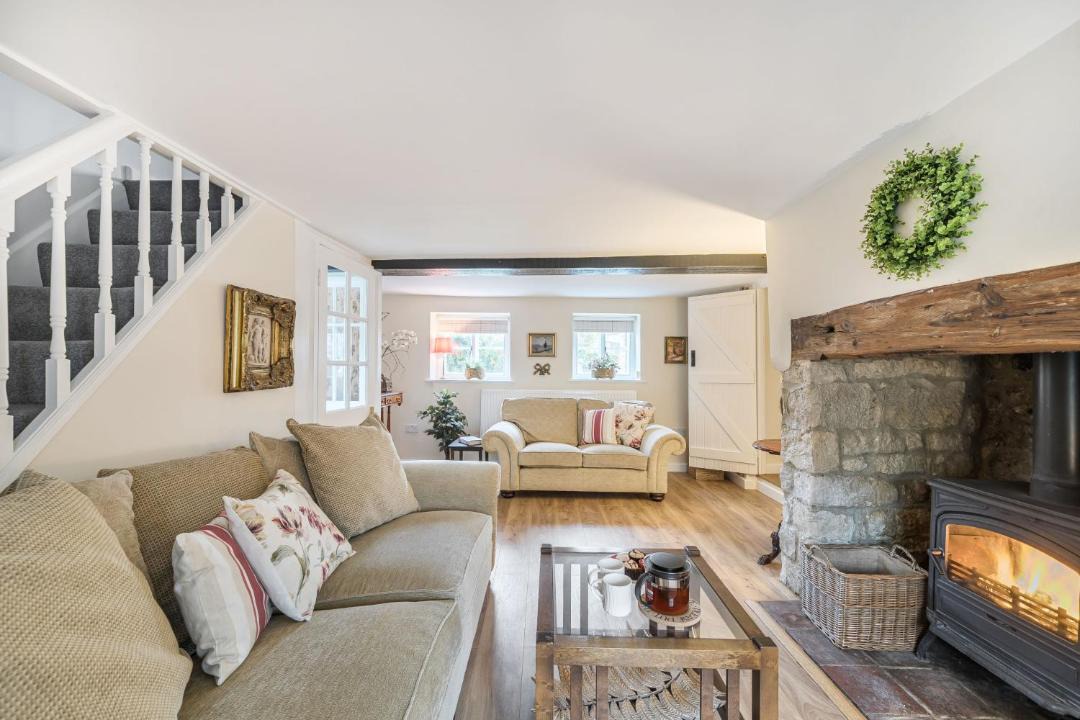 Photo of Others in West Compton