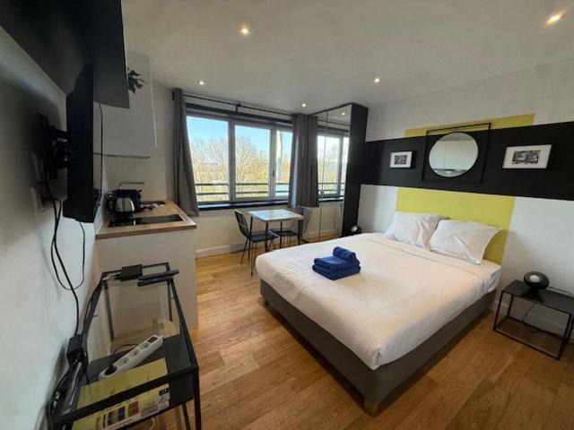 Photo of Bedroom in Issy-les-Moulineaux