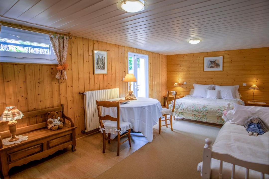 Photo of Bedroom in Nuits-Saint-Georges