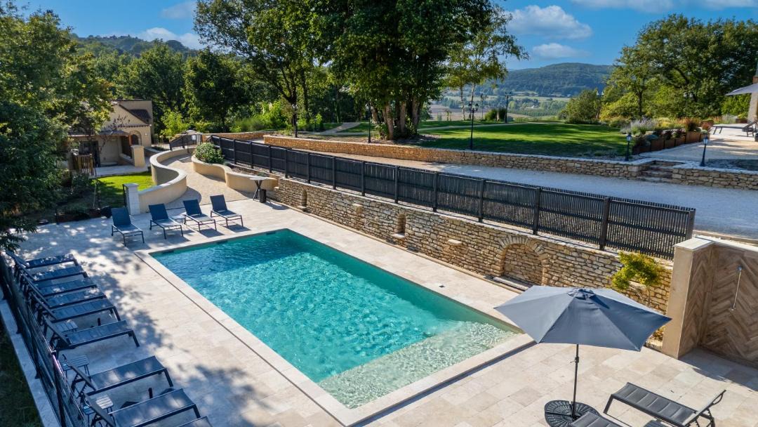 Photo of Others in Domme