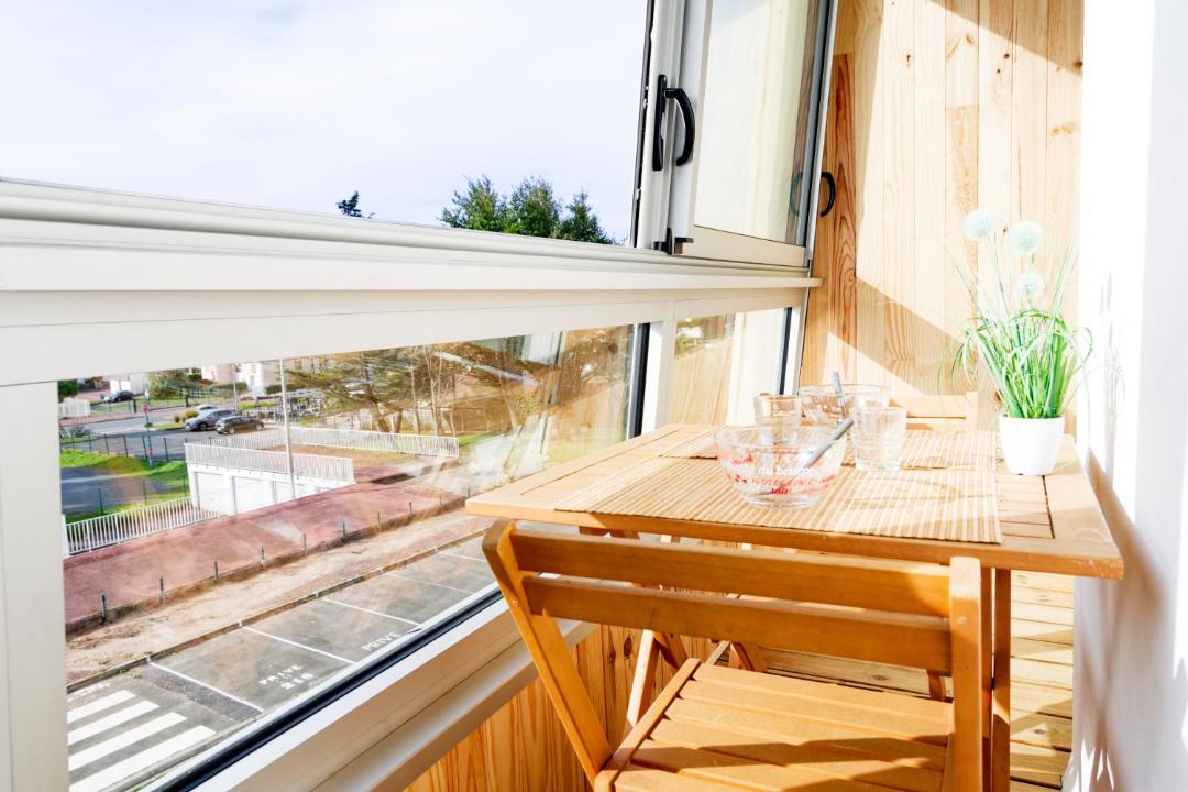 Photo of Patio Balcony in Courseulles-sur-Mer