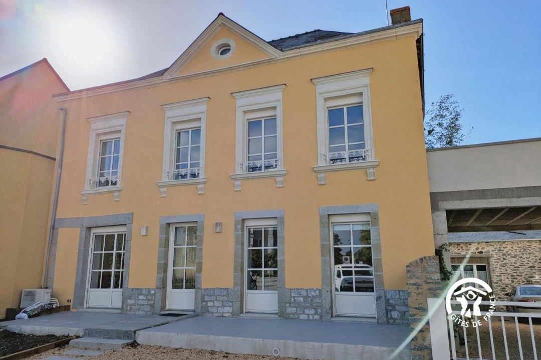 Photo of Others in Louverne