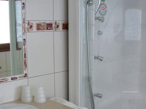 Photo of Bathroom in Le Menil