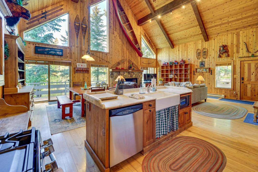 Photo of Kitchen in Columbine Lake